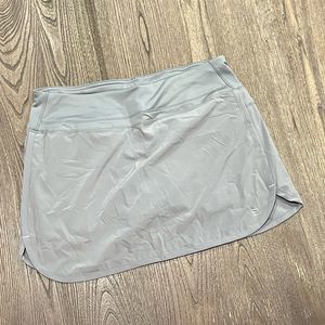 NWT Free Fly Womens Bamboo Lined Breeze Athletic Skort Activewear Slate Medium